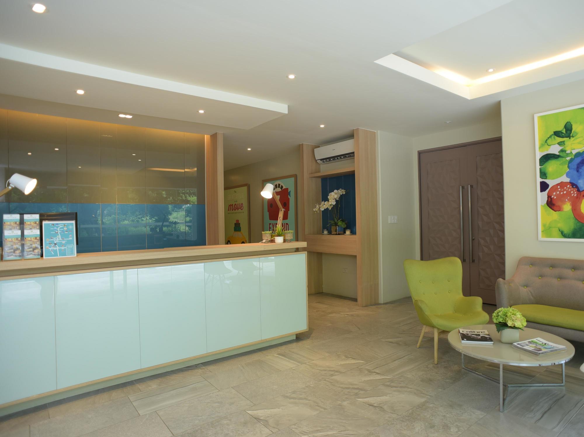 Laoag Parklane Hotel Εξωτερικό φωτογραφία